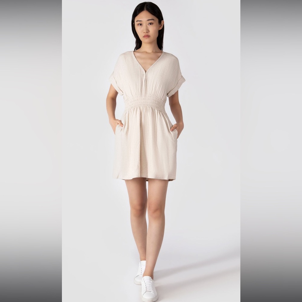 Dex Smocked Waist v-neck Dress NWT